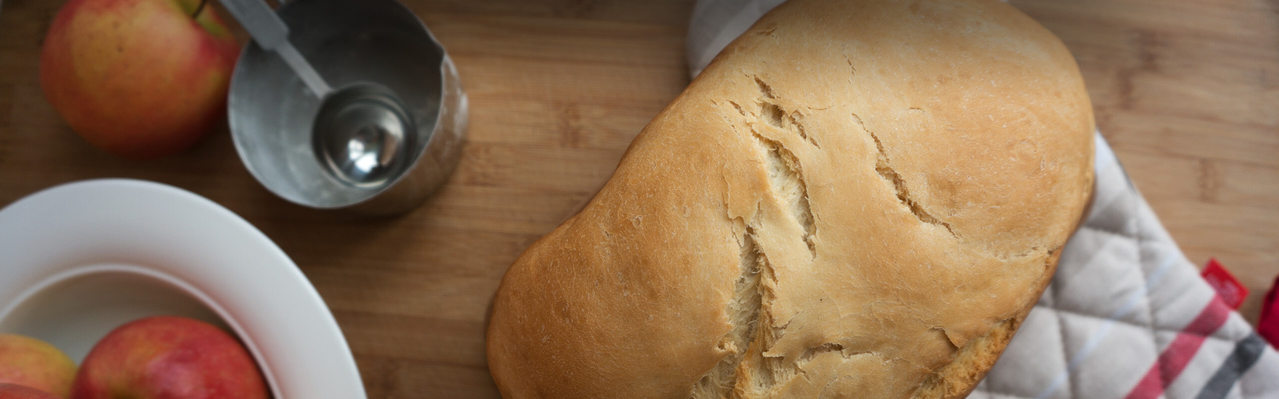 Хляб в хлебопекарна машина